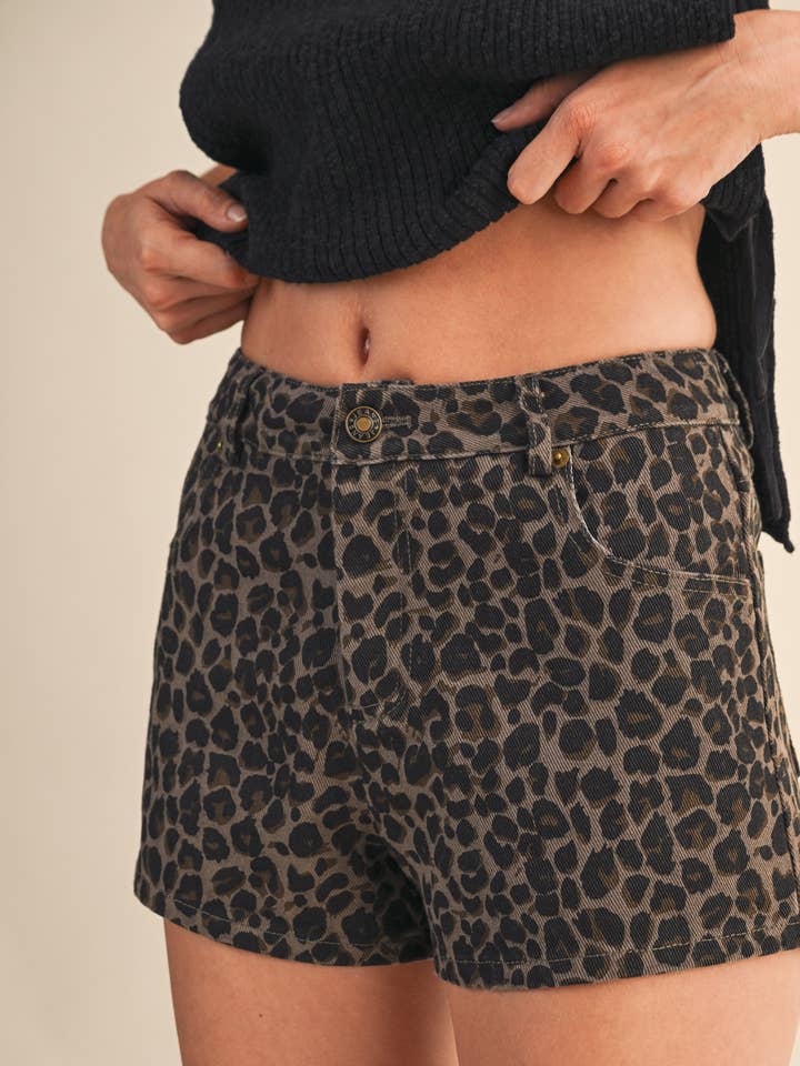 IP1423 LEOPARD PRINTED DENIM SHORTS for wholesale by Klesis