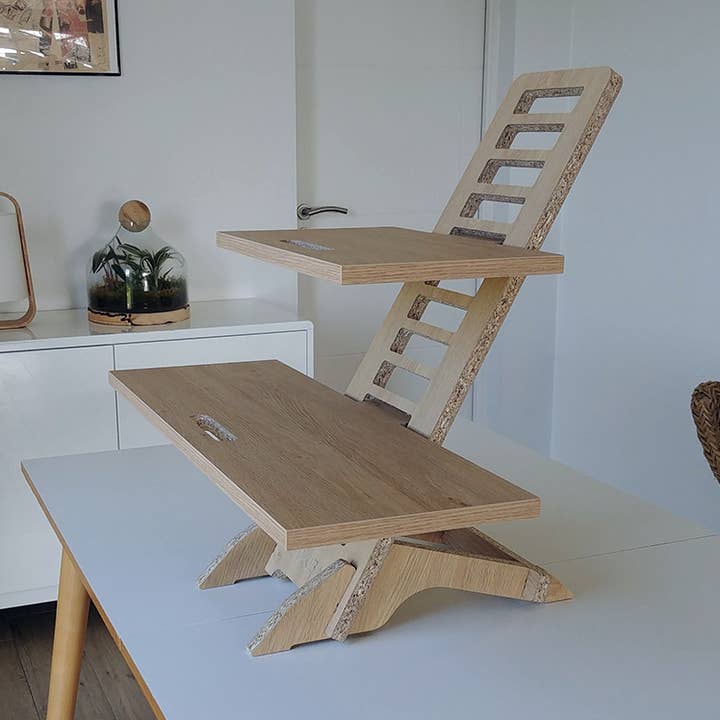 HARRY - 100 % genanvendt! | Arbejdsstation til siddende og stående arbejde for engroshandel hos MAKIBA