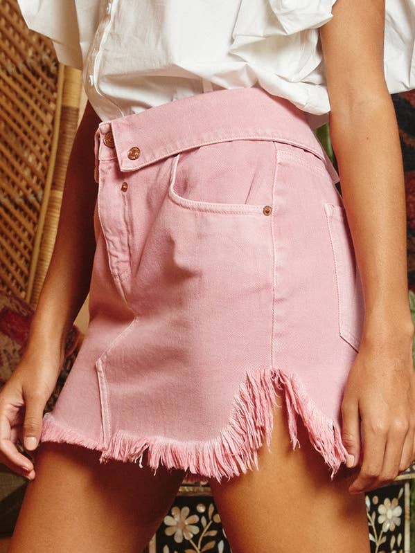IS5227 OUTLET SALE Raw-edge Hem Denim Mini Skirt for wholesale by BUCKETLIST OUTLET
