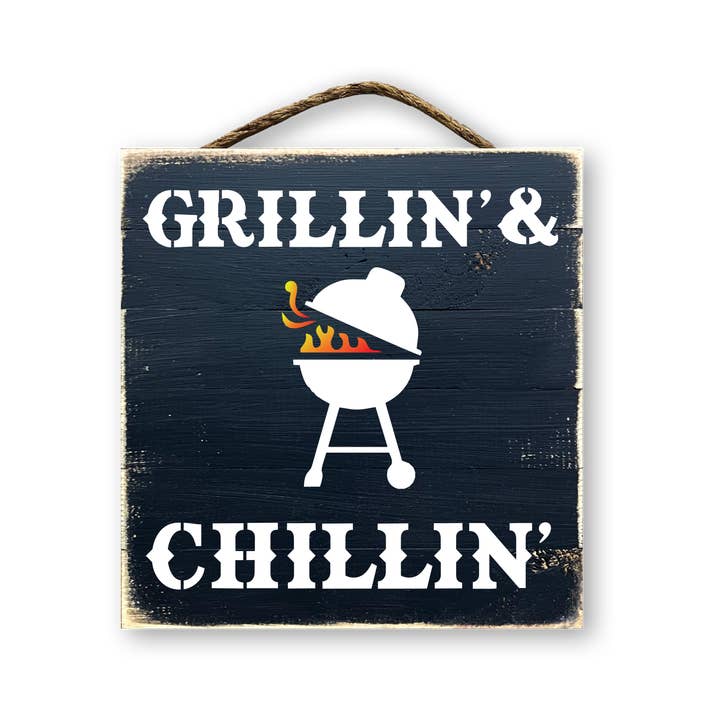 Grillin And Chillin - Met de hand beschilderd lamellenbord voor wholesale door Jarmz Designs