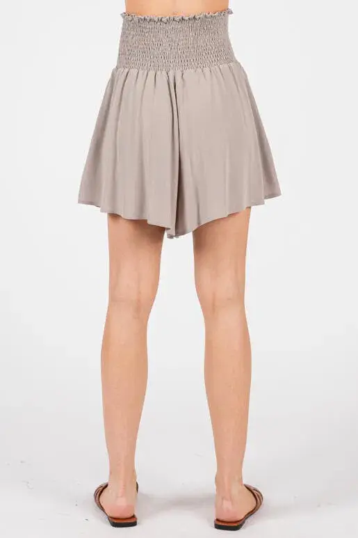 Final Touch - Wholesale Shorts - Women's - Waist Smocked Wide Shorts - NP7035321