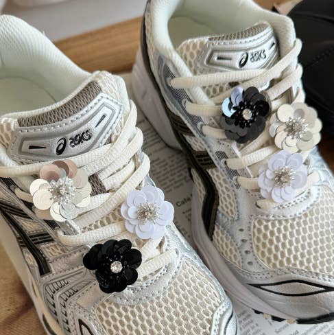 MOND HAUS - Wholesale Shoe Accessories - BILLIE Mini Sequin Flower Shoe Charm for Sneakers, Sandals0