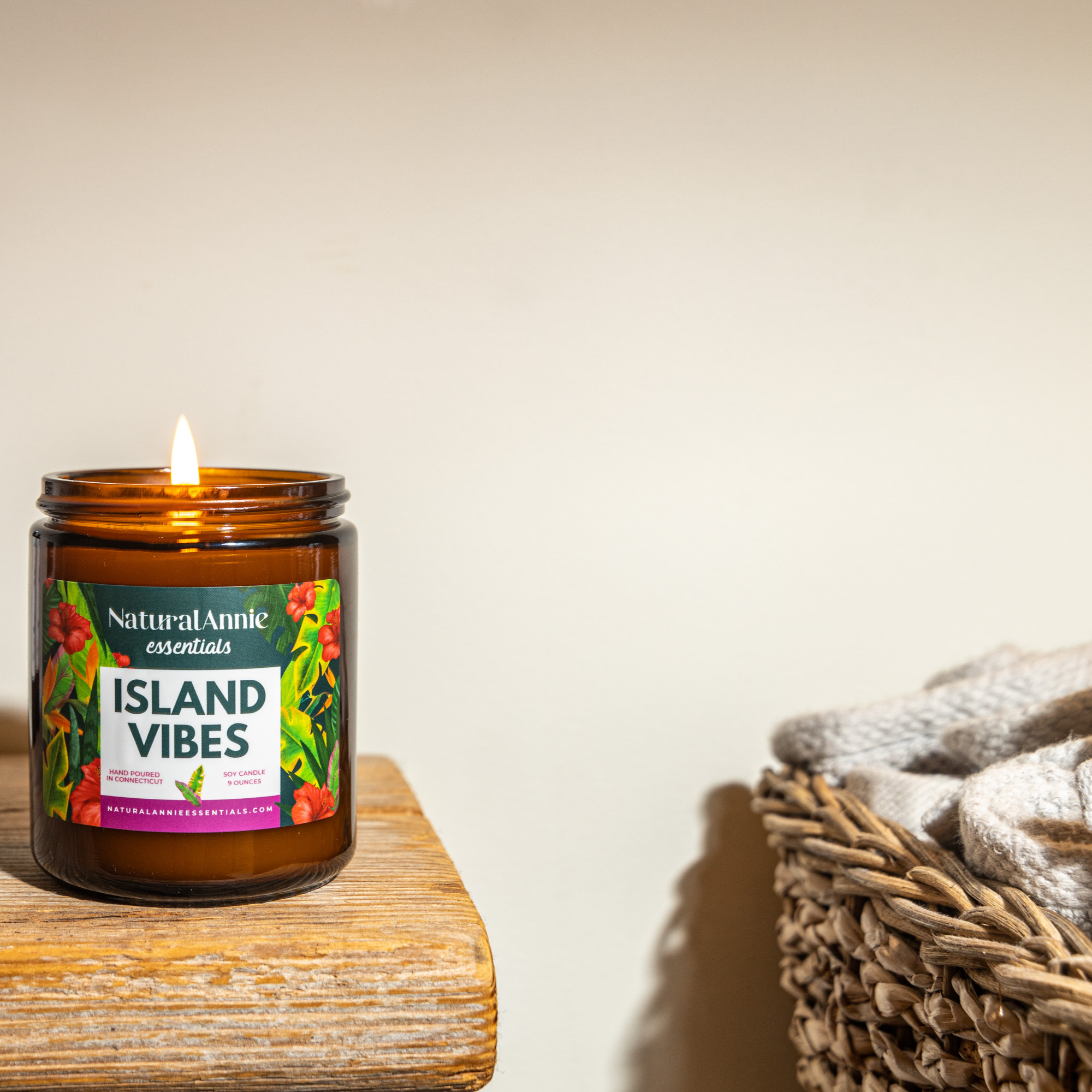 NaturalAnnie Essentials - Wholesale Jar/Filled Candle - Island Vibes Fruity/ Tropical scented Soy Candle4