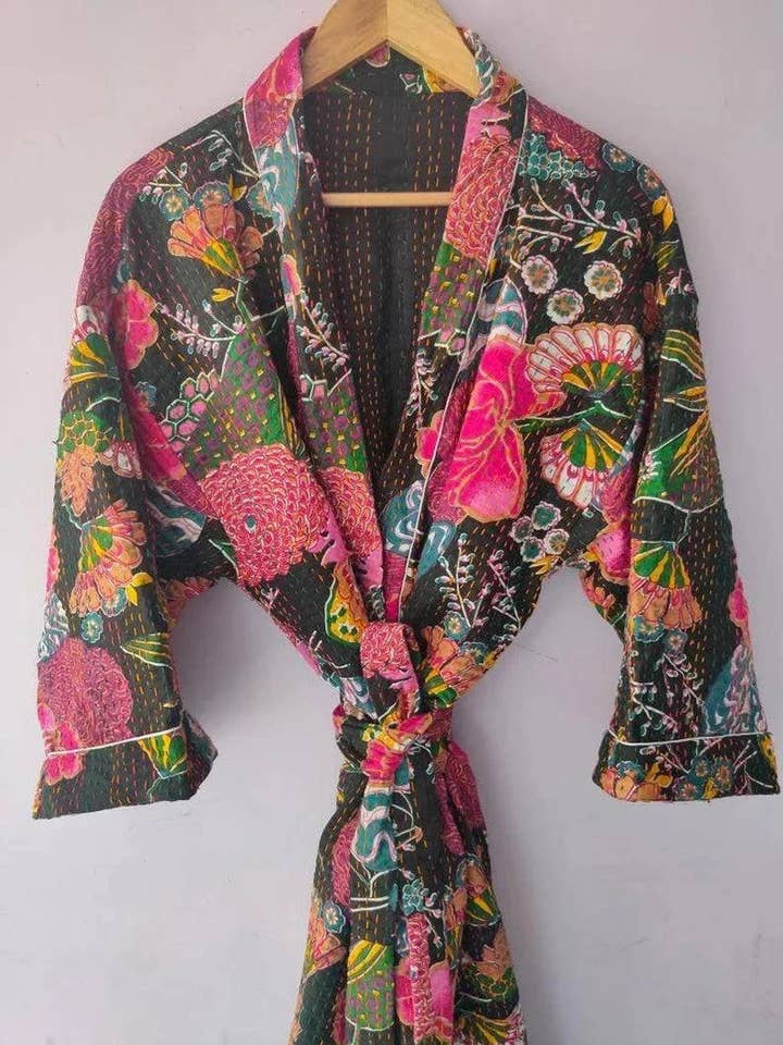 GYPSY STUDIO – wholesale Jacka - Dam – Tryckta vadderade jackor indiska handgjorda kantha-kappor jackor