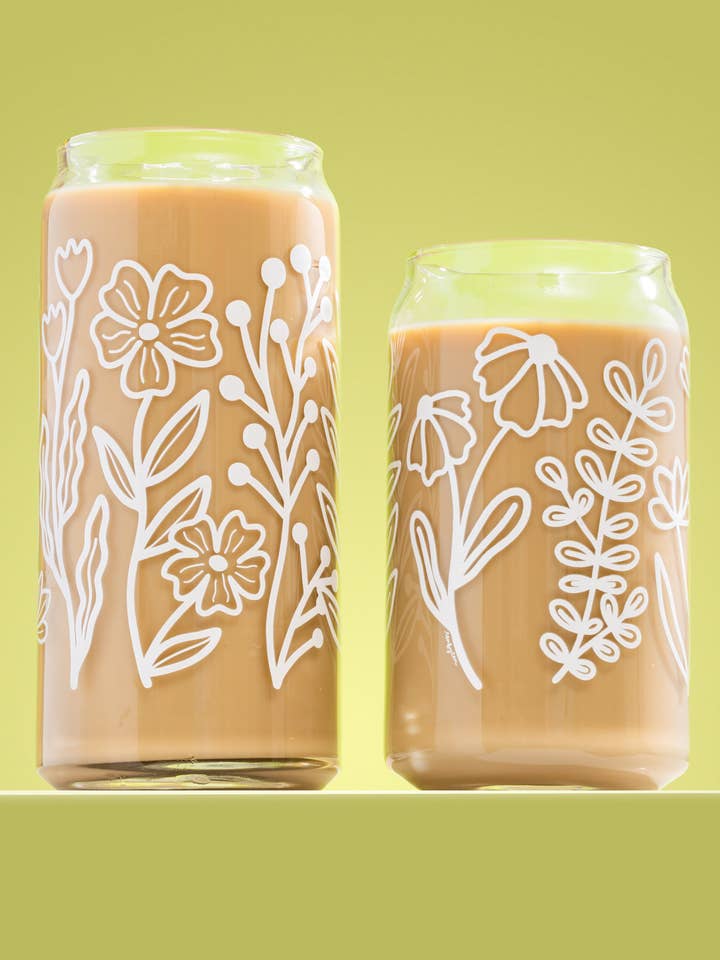 Verre floral blanc pour la vente par Ten By Ten