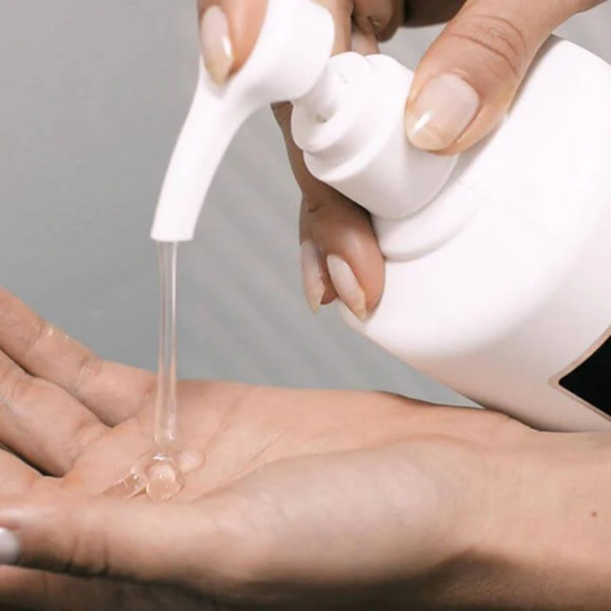 Valquer Laboratorios - Wholesale Electronic Skincare Device - Facial & Body Conductor Gel Pack - 6000 ml2