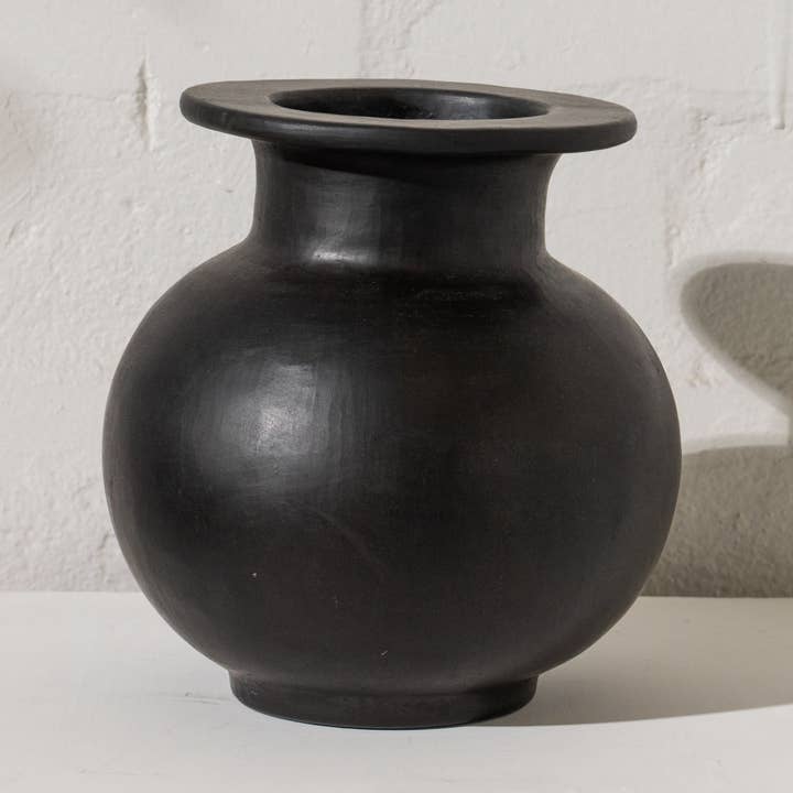 INARTISAN - Wholesale Vase - Sana Short Vase0