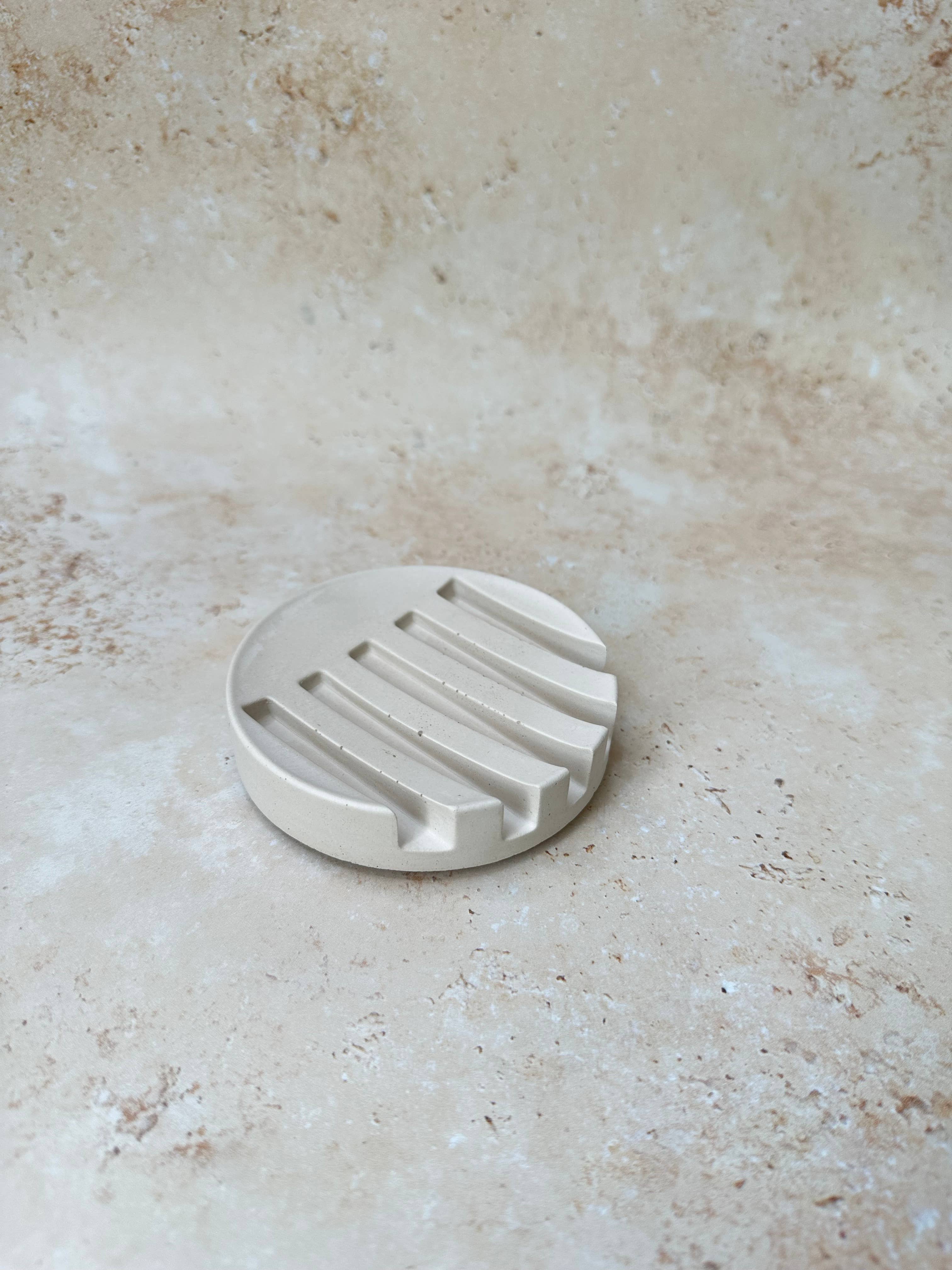 Smells Like Home Store - Wholesale Bath Soap Dish - Round Flow Concrete Soap Dish13