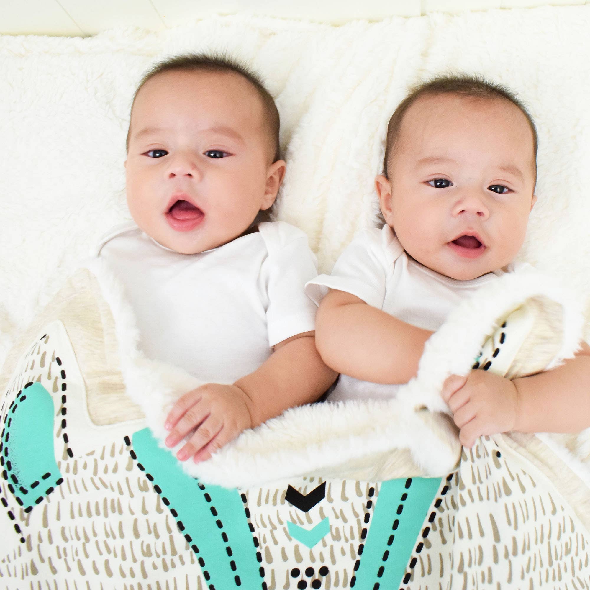 Lil Be - Wholesale Bedding Blanket - Kids & Baby - Character Berry the Bear Baby Blanket4