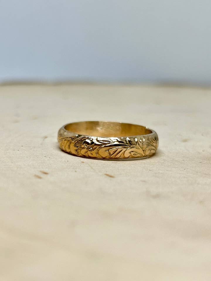 Stapelring met bloemen voor wholesale door SchaeferWorks Jewelry