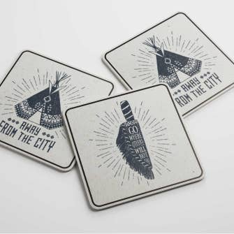 MonkeyFeetGraphics – wholesale Underlägg – Anpassade underlägg (förpackning med 10) Kork+lövträ - Reklamprodukter2