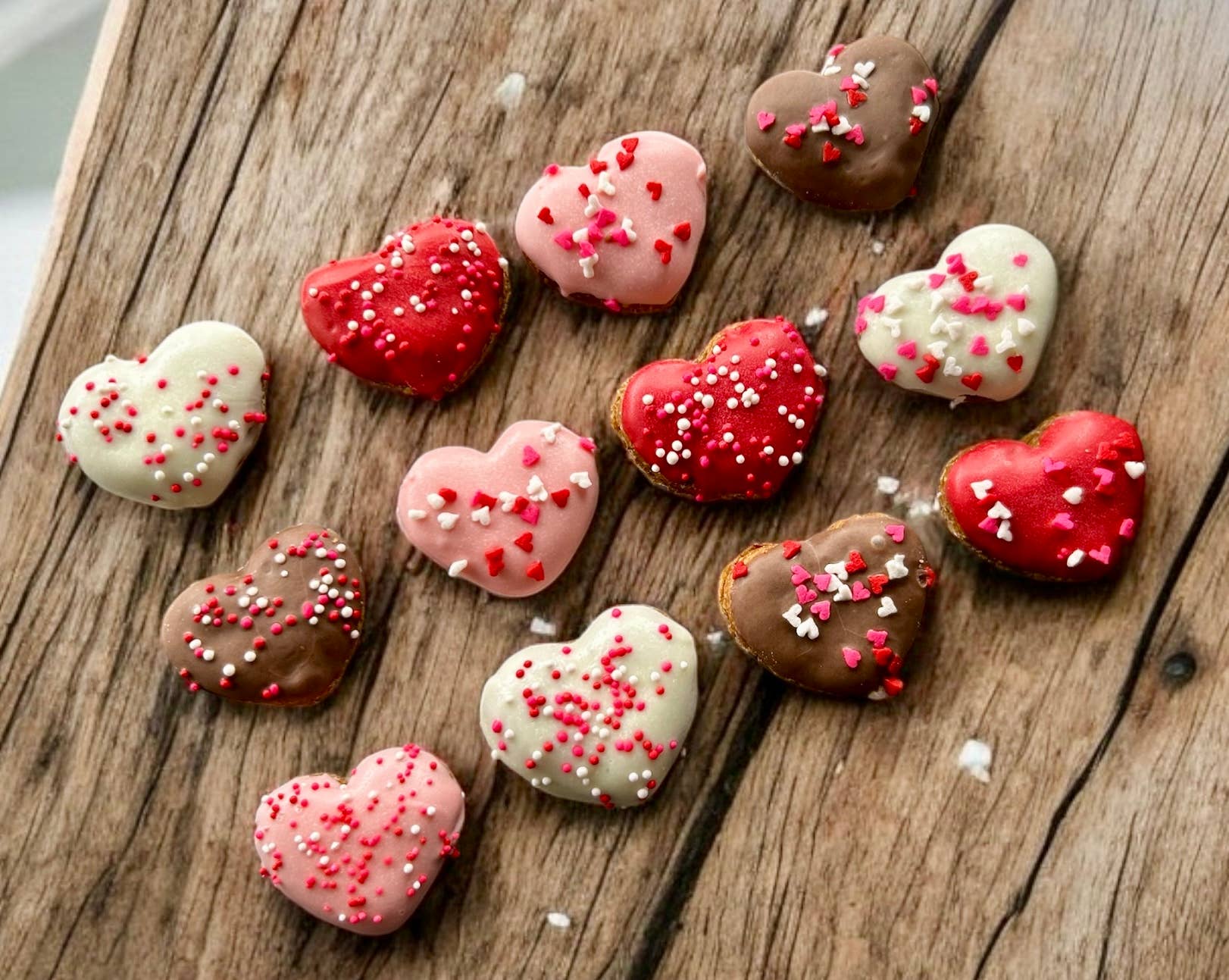 YumYum4DOGS - Wholesale Pet Treats - Dog - Mini heart Valentines dog treats