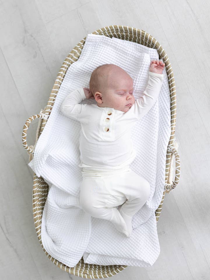 Stroller Society - Wholesale Clothing Set - Baby - Top & Bottom Baby Outfit (Newborn - 12 months sizes) - White2