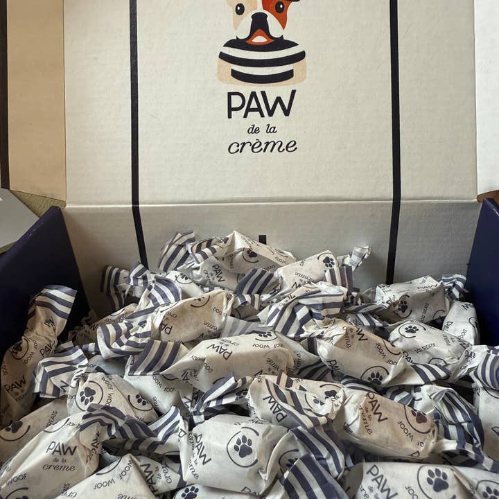 Paw de la Creme - Wholesale Pet Treats - Dog - Loose Bon Bon Singles - Freeze-Dried Bison Liver7