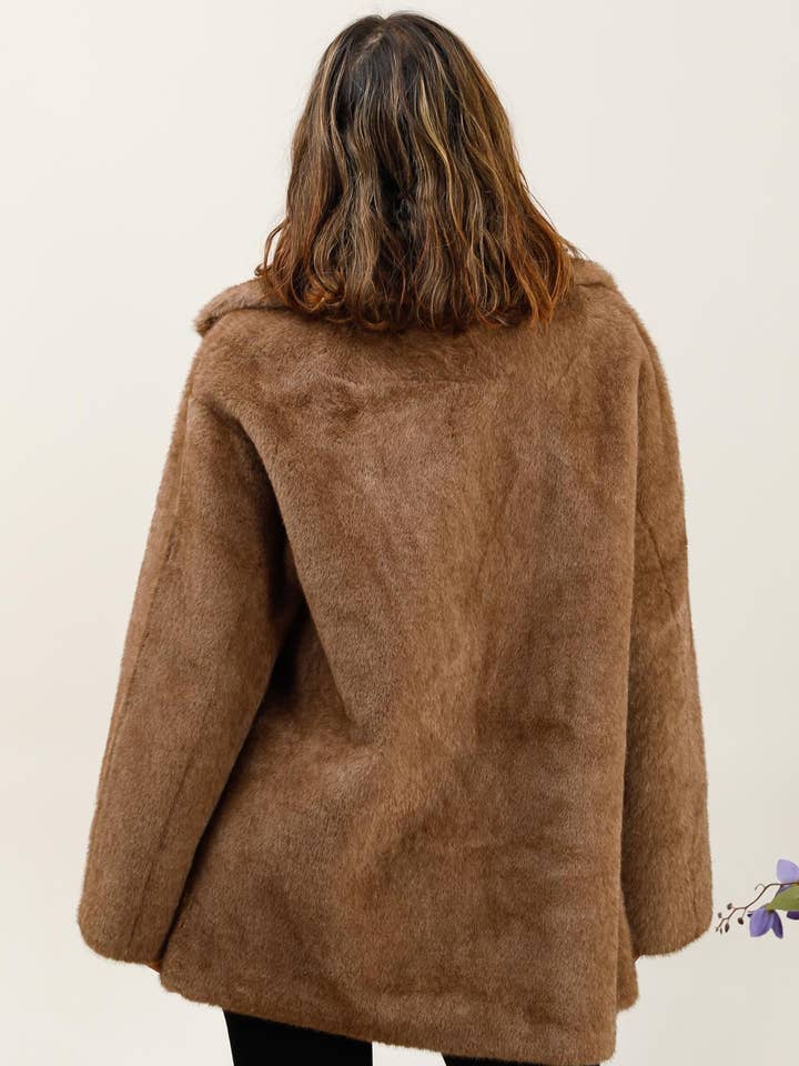 DIX-ONZE - Wholesale Fur/Faux Fur Coat - Women's - Soft Effect Fur Jacket – Chic & Versatility6