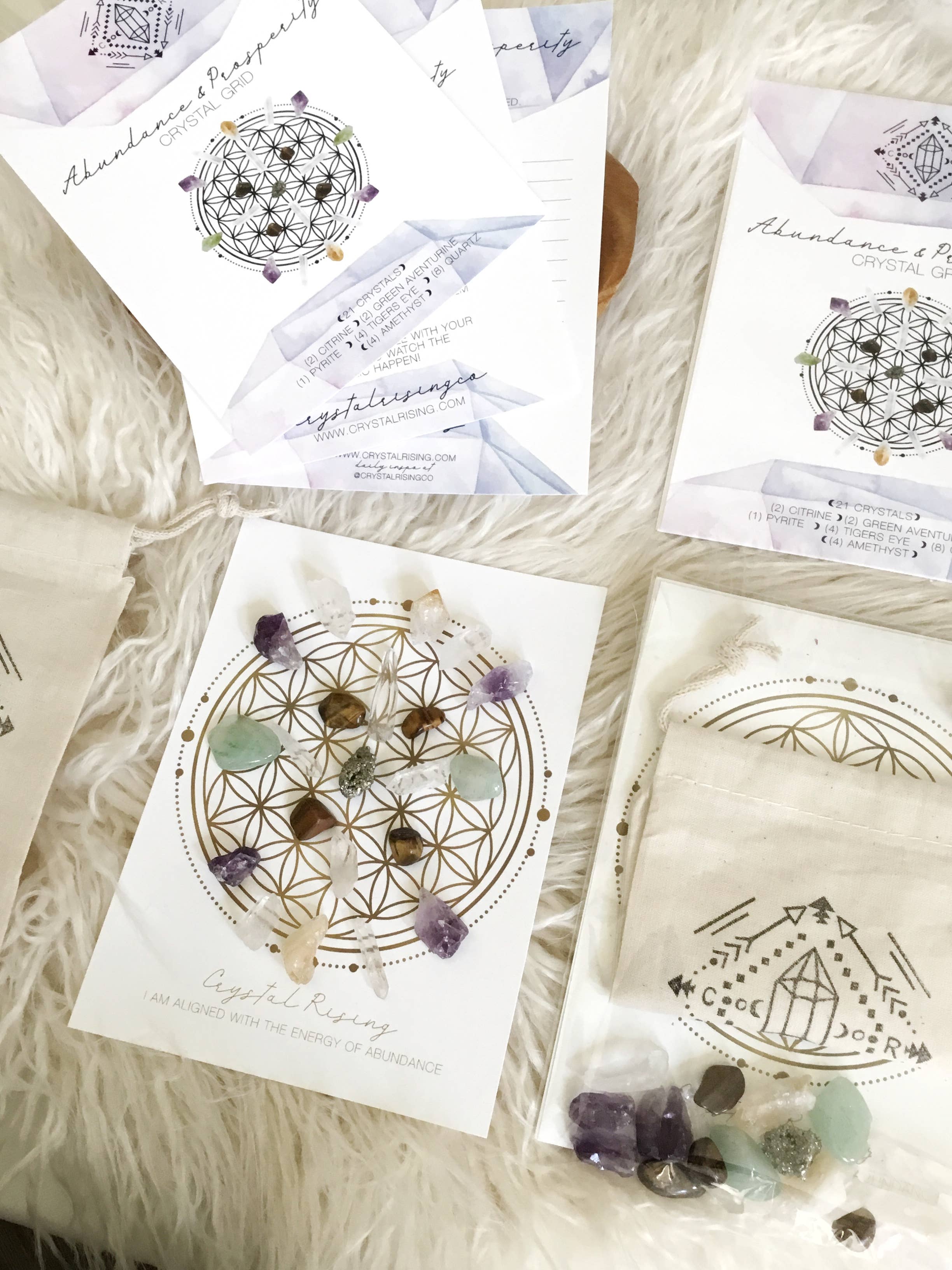Crystal Rising - Vendita all'ingrosso Attrezzatura per meditazione - Kit Rituale Mini Griglia di Cristalli7