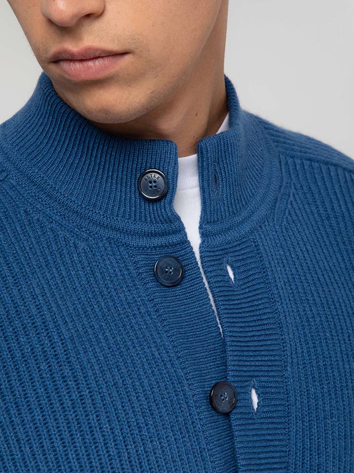 Pure cashmere cable-knit sweater with buttons for wholesale by Altex cashmere