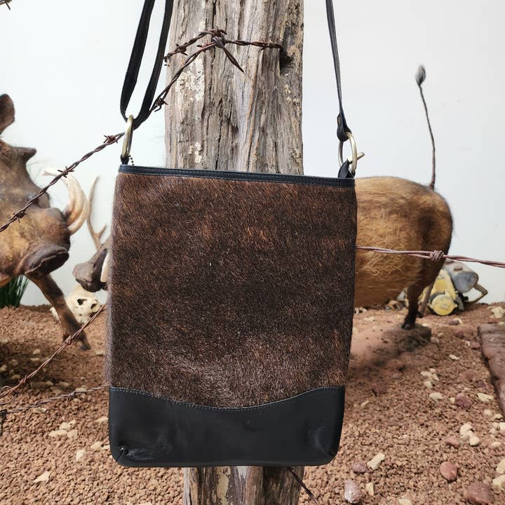 Babes Boars & 4x4 - Wholesale Crossbody bag – Women's - Oxford Cowhide Sling Bag1