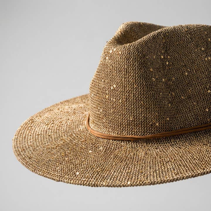 Chapeau de cowboy marron clair avec broderie de sequins Panama pour la vente par PinktownUSA