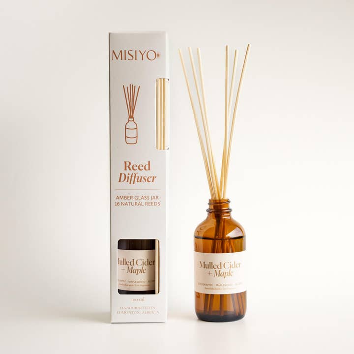 Diffuseur de parfum au cidre chaud et à l'érable pour la vente par Misiyo Candle Co