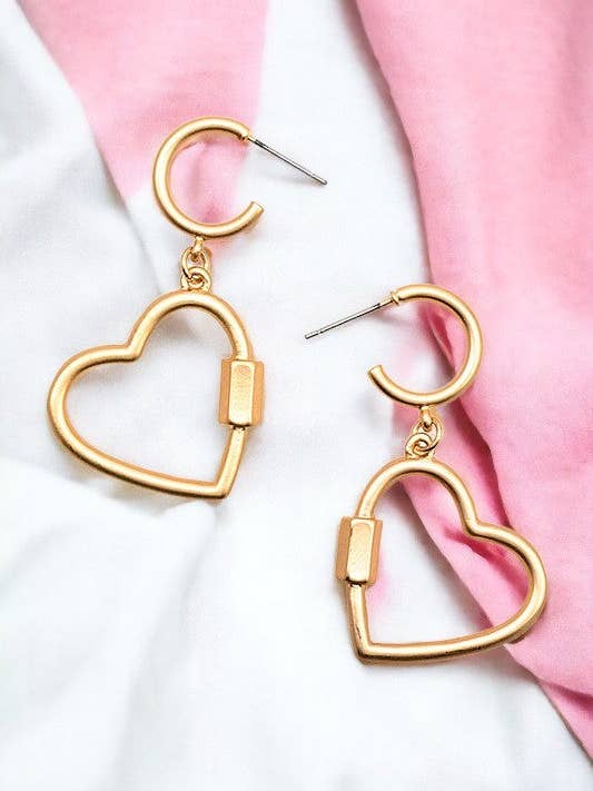 Hjärta Semi Hoop Link Örhänge för wholesale av Andrea Bijoux