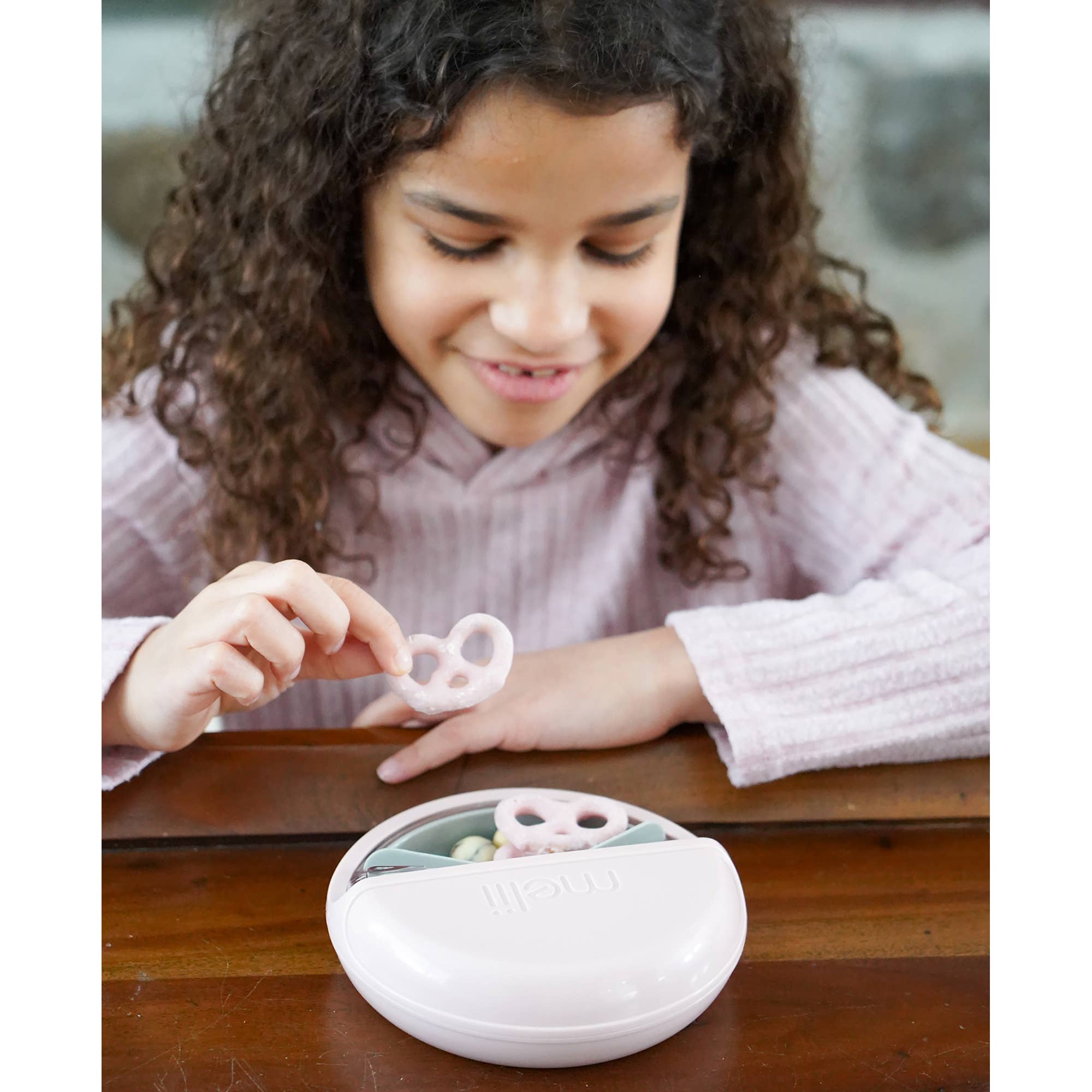 HIC - Harold Import Co. - Wholesale Food Storage Cubes - Kids & Baby - Melii Spin Snack Container with 3 Compartments3