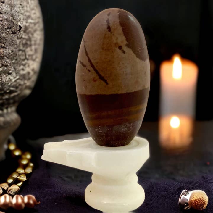 Crystals of India – Großhandel Spiritueller Stein/Kristall – Shiva Lingam und Yoni setzen sich