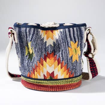Santiago Sebastian Leathers Womens Drawstring Bucket Bag, Genuine