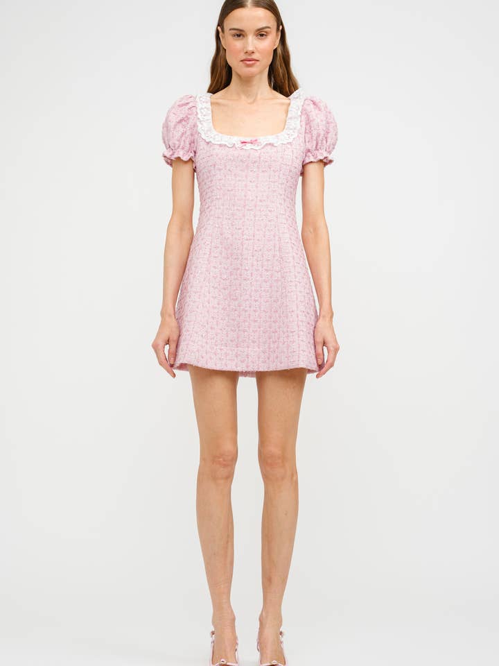 Robe rose Cassidy pour la vente par Sofie the Label