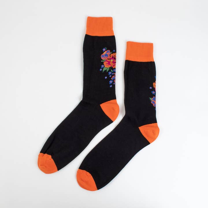 Oranje bloemenprint voor wholesale door Velvet & White Clothing Corp.