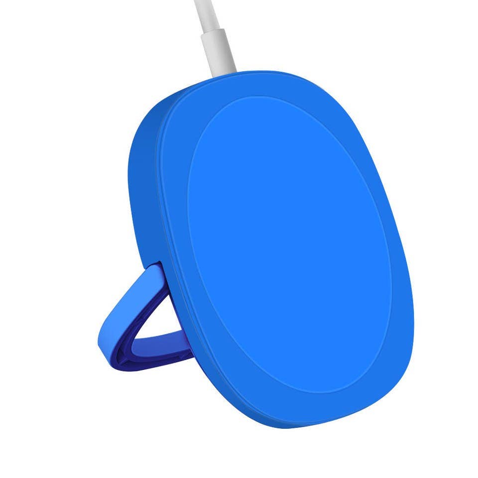 Tech Trendz – wholesale Charging dock – 6 Pack Wireless Magnetic Charger & Phone Stand1