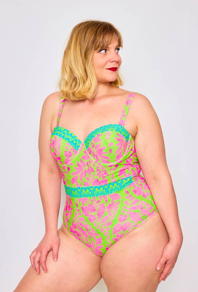 C'MELODIE - Wholesale One Piece Swimsuit - Women's - Plus Size – Baroque Print One-Piece Swimsuit3