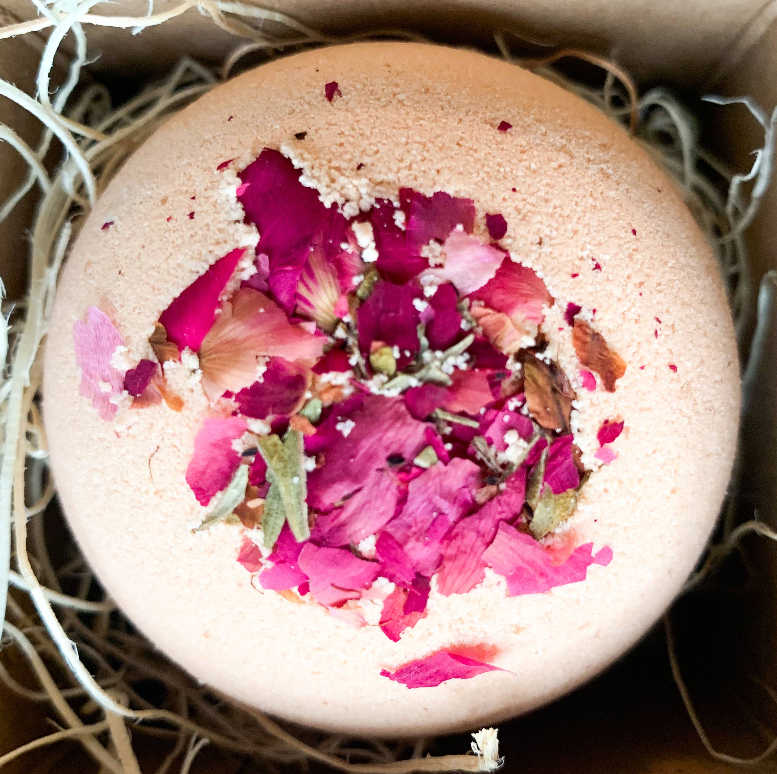 Lilit Botanicals - Wholesale Bath Bomb/Fizz - Black Madonna2