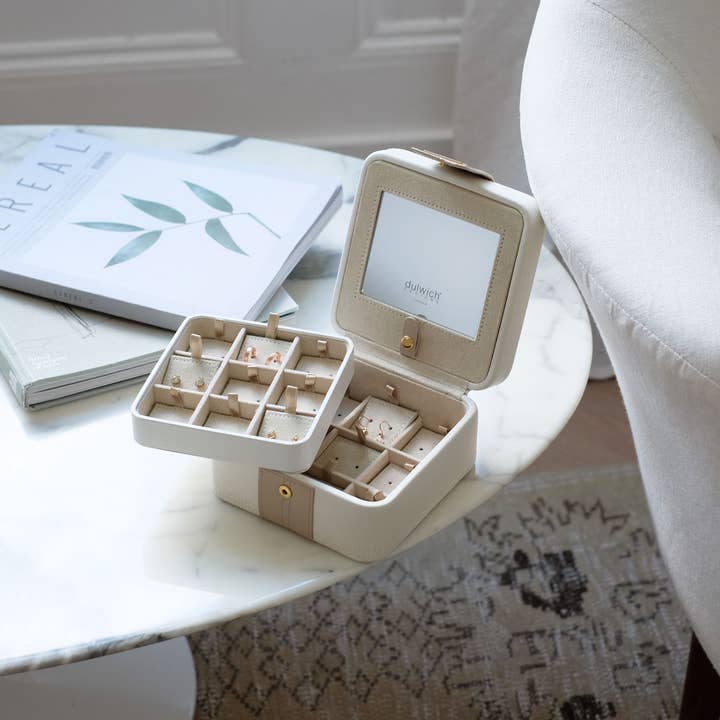 LC Designs Co Ltd - Wholesale Jewelry Box/Organizer - Dulwich Designs Belgravia Earring Box