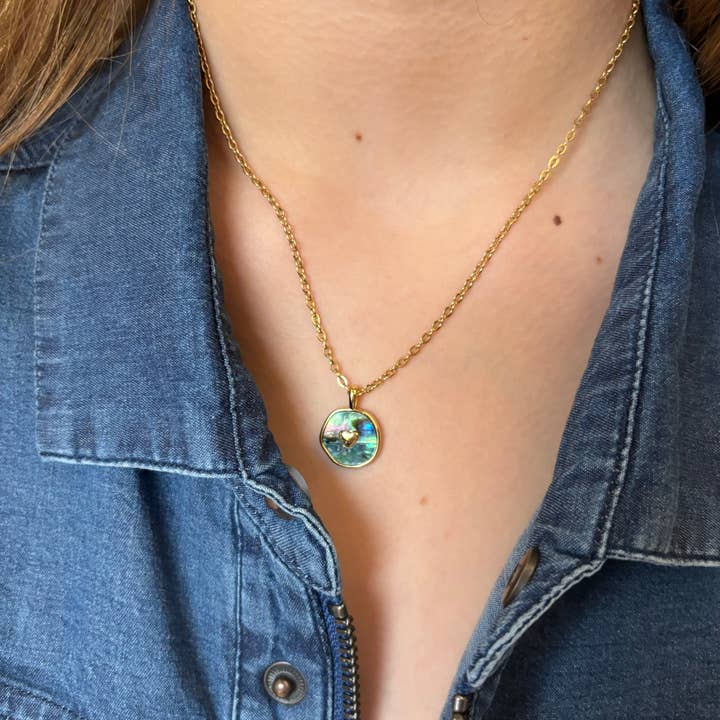 Duestelle Italia - Wholesale Pendant/Charm Necklace - Heart necklace with abalone shell
