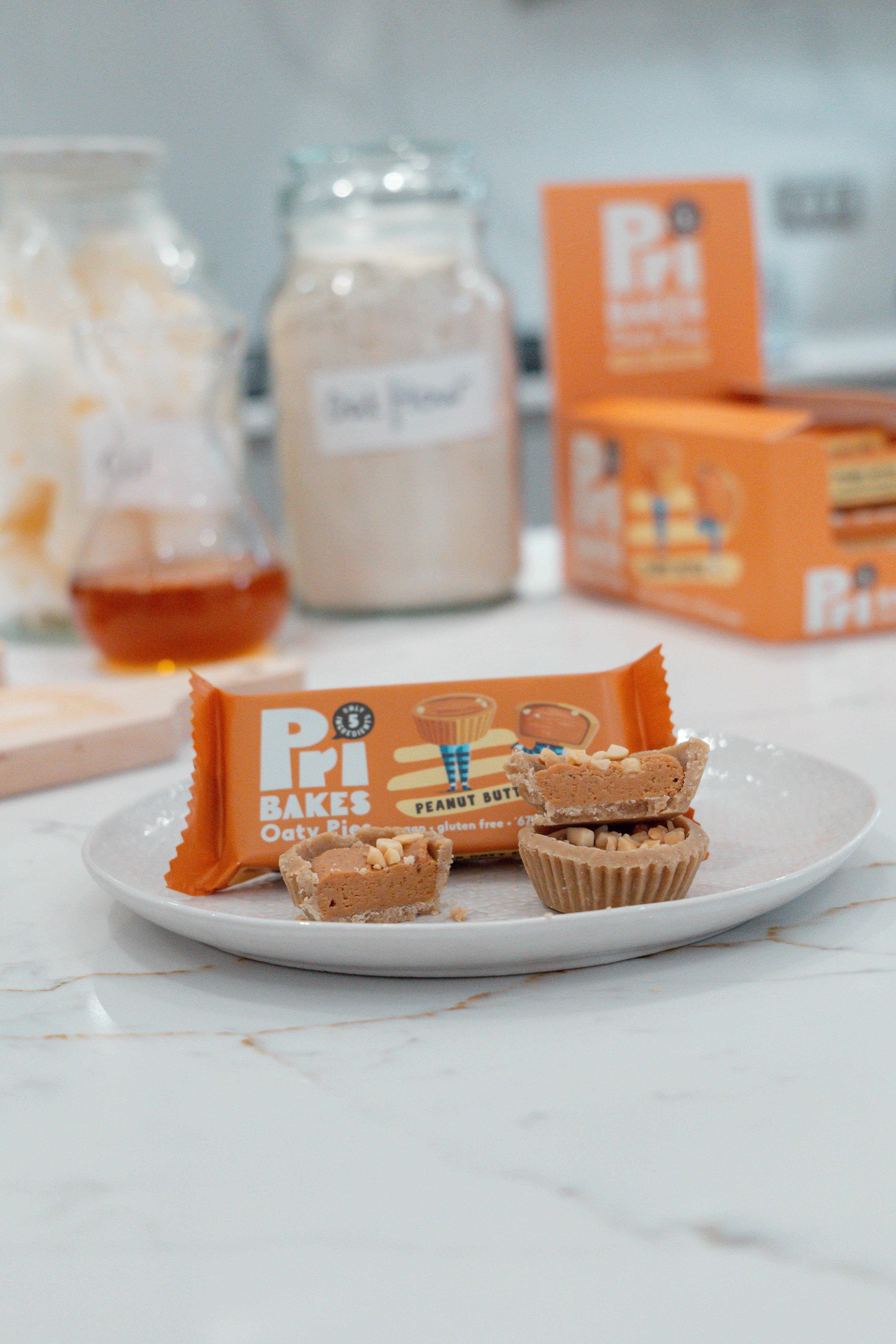 Pri Bakes – wholesale Snack bar – Healthy Vegan Snacks, Peanut Butter Oaty Pies3