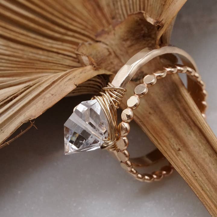 Kundi & Co - Wholesale Band/Stacked Ring - Dott1