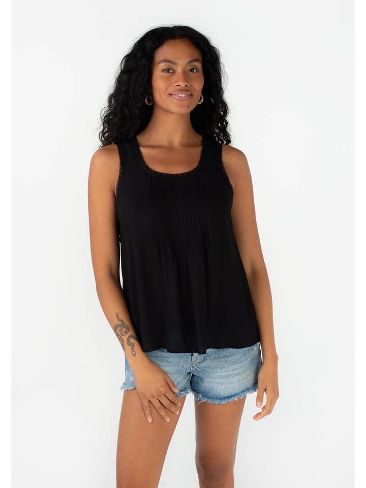 Lovestitch - Wholesale Tank Top - Women's - Sleeveless Lace Trim Scoop Neck Tank Top