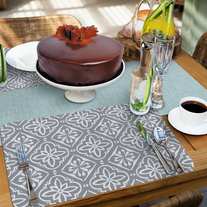 Conimar Promotions - Wholesale Placemat - "Country Love Tile" Decorative Silhouette Plastic Placemat 6