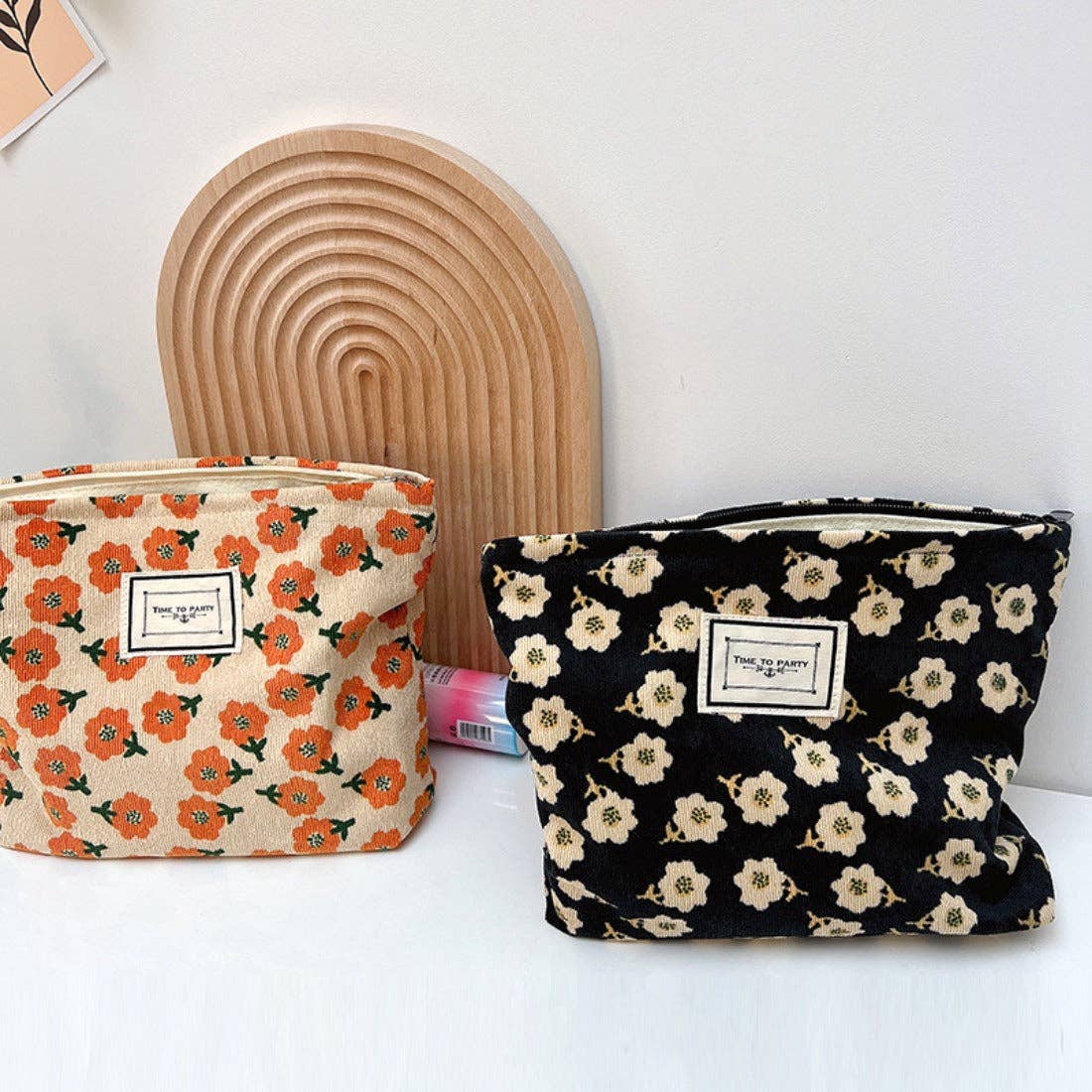 Funkyrel® Atzbranding Limited - Wholesale Makeup/Cosmetic Bag - Cosbai - Vintage Floral Print Makeup Bag5