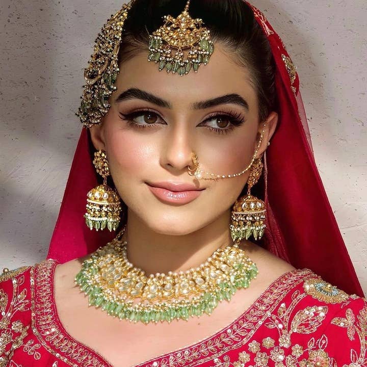 Green Rose for wholesale by Saaj By G