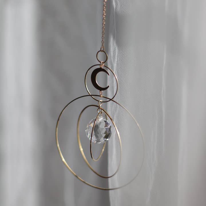 Atelier Intuitive - Wholesale Suncatcher - COSMOS brass and glass crystal suncatcher
