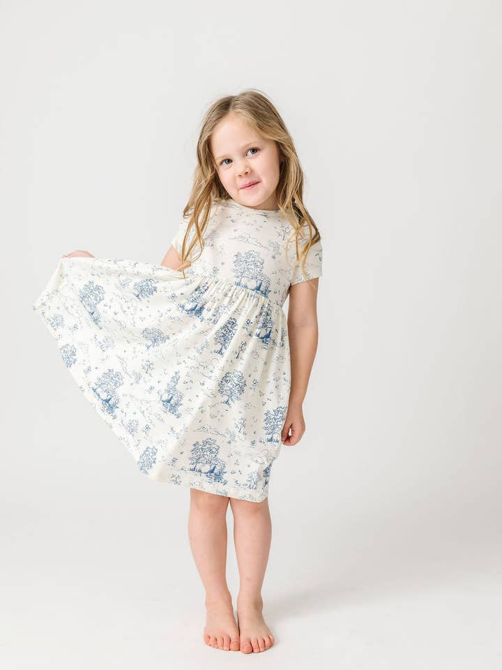 Robe Tournante à Manches Courtes en Coton "The Empty Tomb" pour la vente par Holy Pals