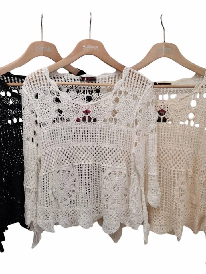 Woman's lace top CH-2304 for wholesale by CENTO UNO ITALY