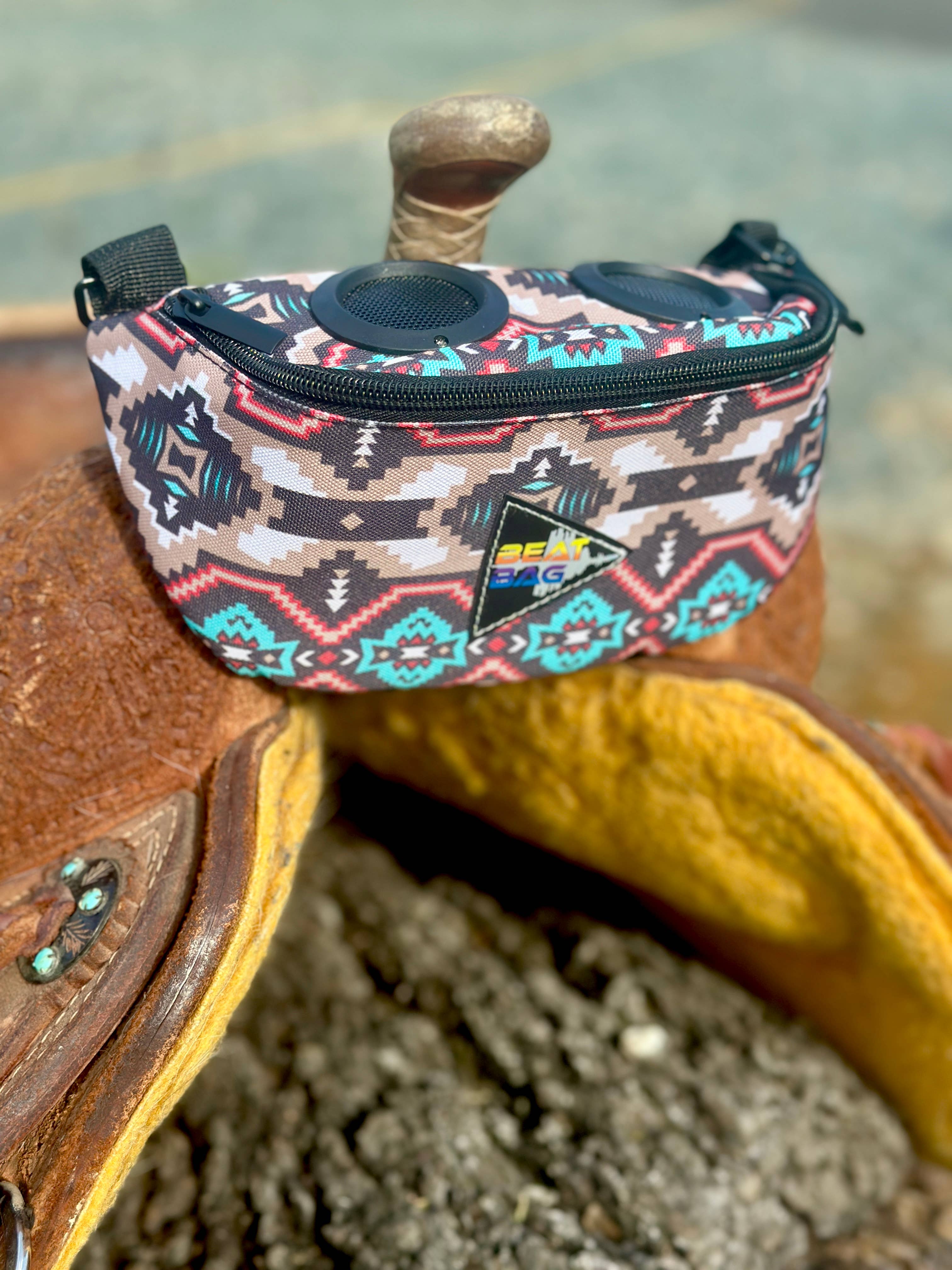 Schulz Equine – wholesale Horseback riding gear – Beat Bag18