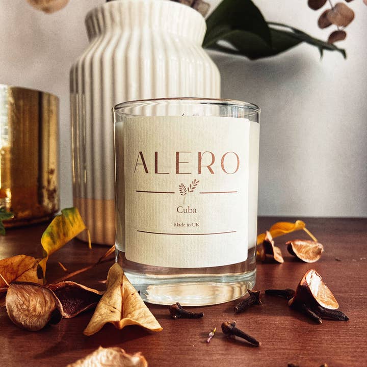 Alero - Venta al por mayor Velas en tarros - Cuba - Vela de cera de coco y colza con tabaco y roble | Vegan