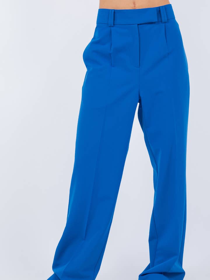 PANTALON DROIT pour la vente par Whiteroom+Cactus