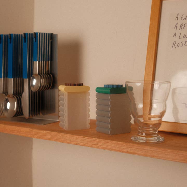 NomoHaus - Wholesale Holiday Stocking - Pets - The Nami Jar – Modern Pet Memory Jar9