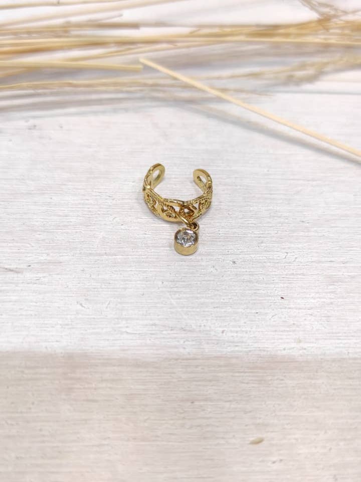 Ear cuff sans perçage strass pendante pour la vente par LOLO & YAYA