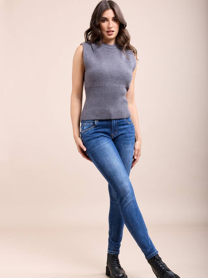 Toxik3 pantalon jean stretch skinny taille basse push-up for wholesale by Toxik3